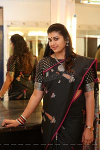 Pavithra Jayaram  at Ninne Pelladatha Serial Sets