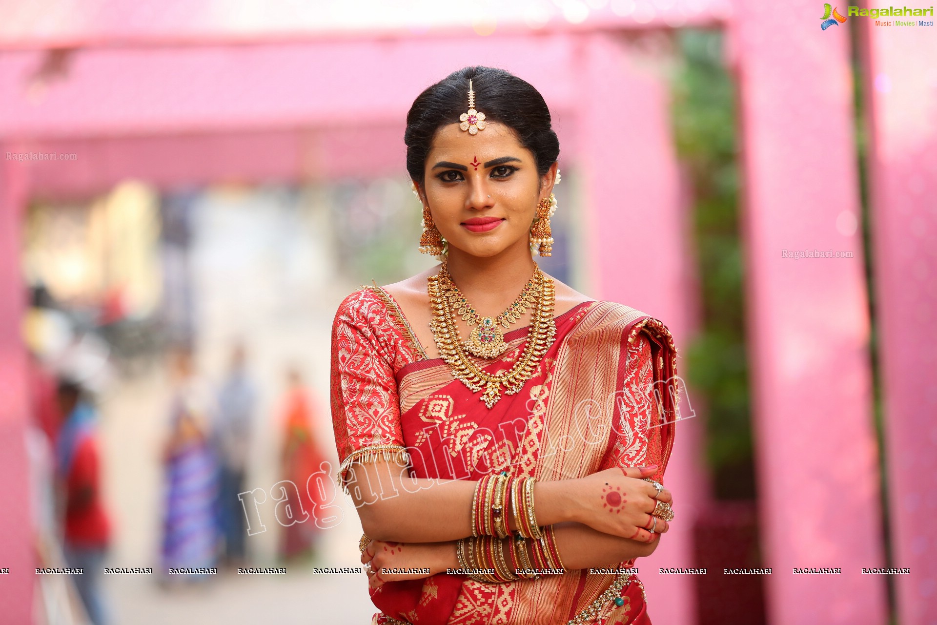 Priyanka Sharma at Roja Serial Sets HD Gallery, Images