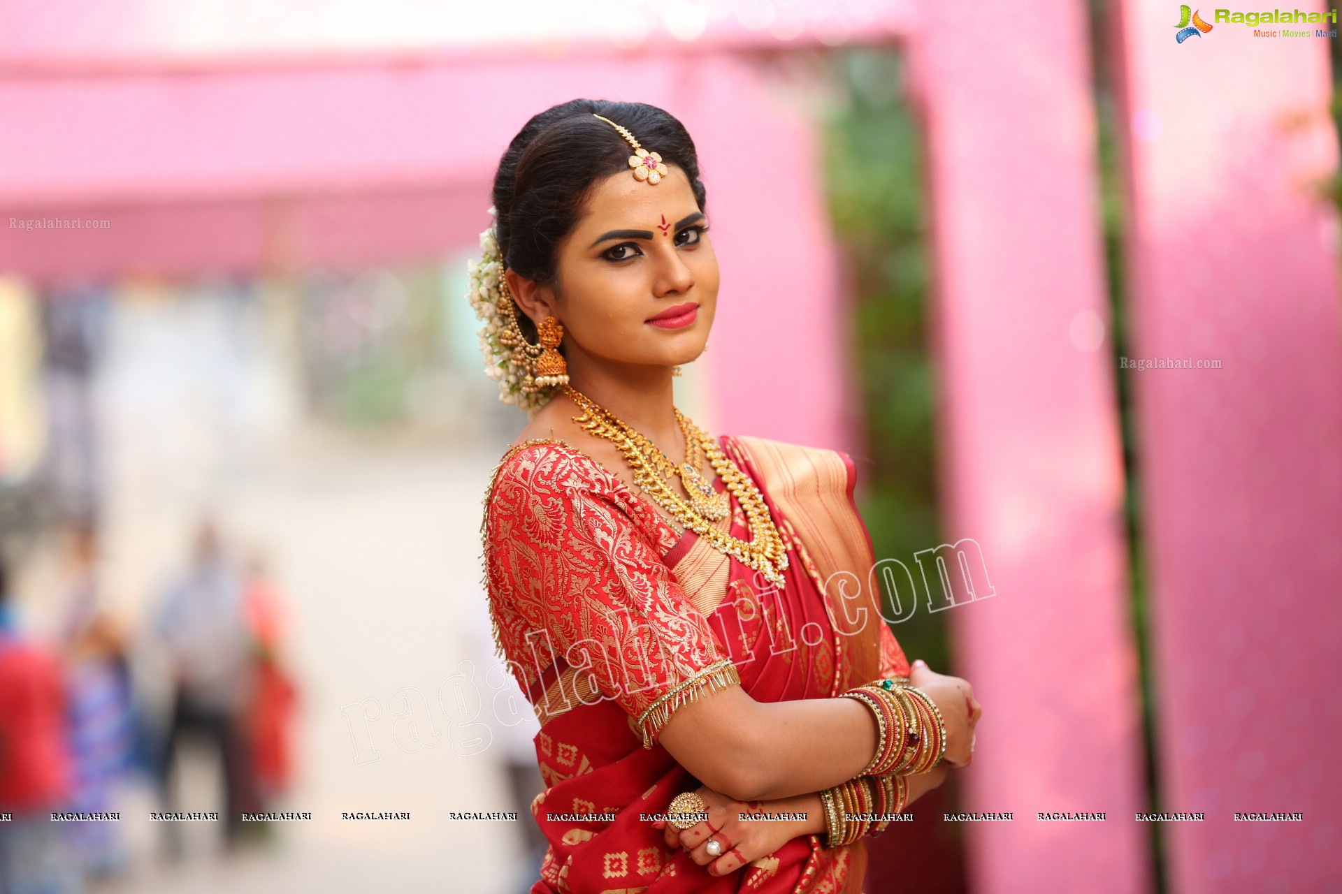 Priyanka Sharma at Roja Serial Sets HD Gallery, Images