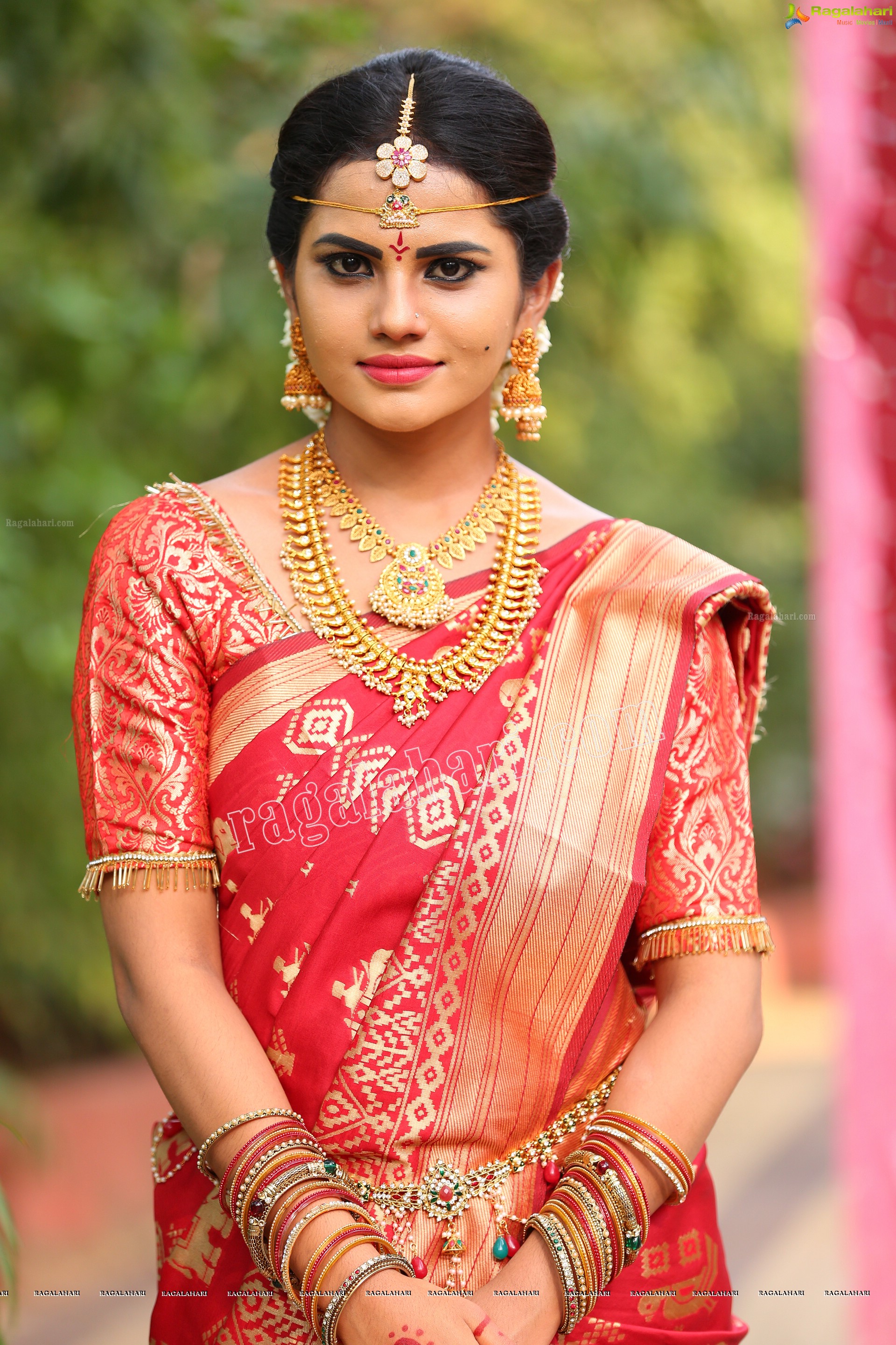 Priyanka Sharma at Roja Serial Sets HD Gallery, Images