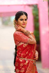 Priyanka Sharma at Roja Serial Sets