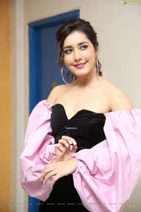 Raashi Khanna at Prati Roju Pandage Oo Baava Song Release