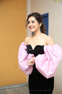 Raashi Khanna at Prati Roju Pandage Oo Baava Song Release