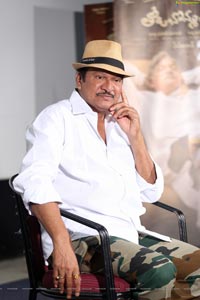 Dr Rajendra Prasad in Tholu Bommalata