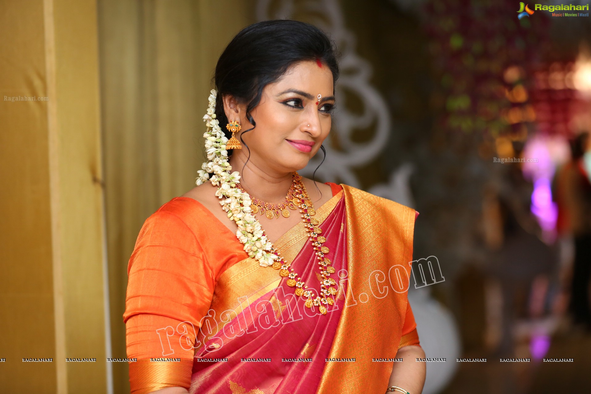 Sai Latha at Roja Serial Sets HD Gallery, Images