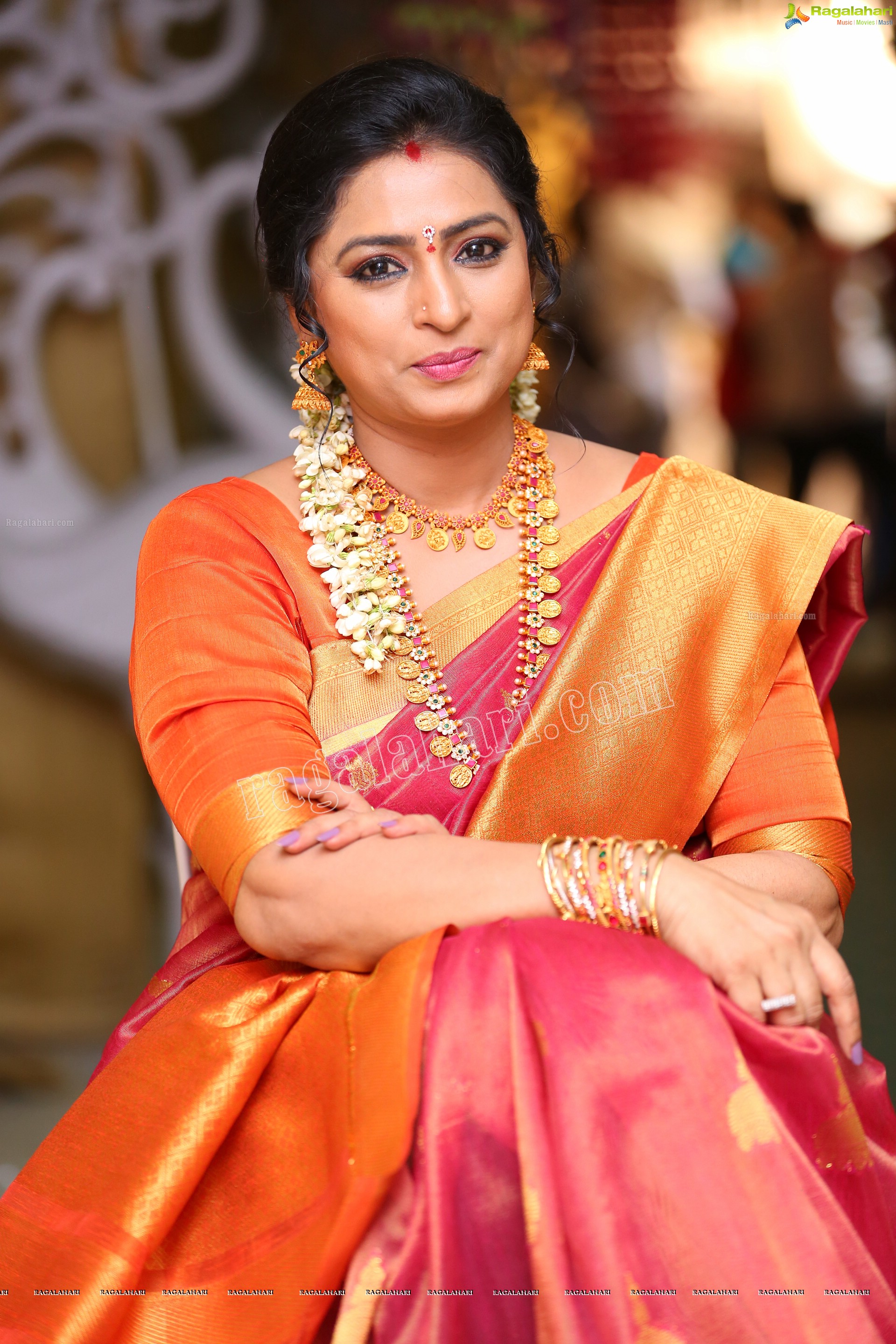 Sai Latha at Roja Serial Sets HD Gallery, Images