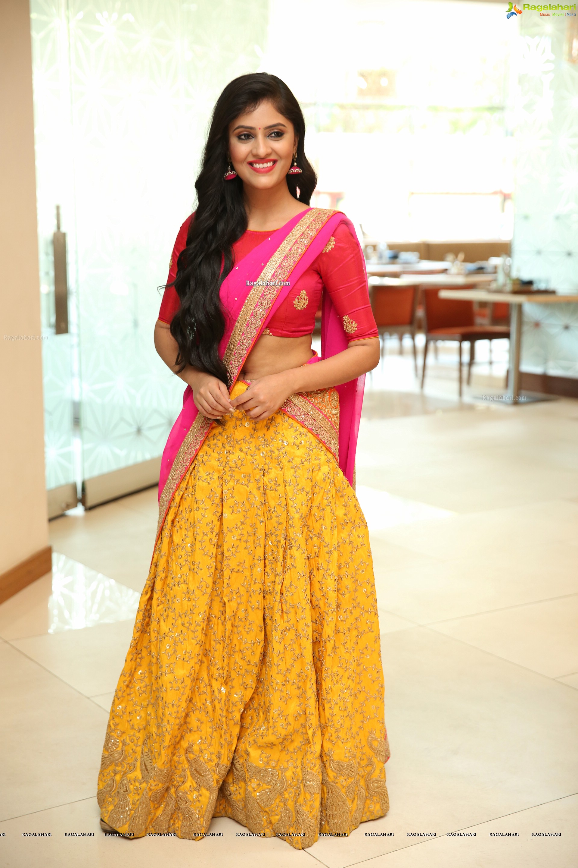 Sanya Thakur at Trendz Exhibition Launch at Hyatt Place - HD Gallery