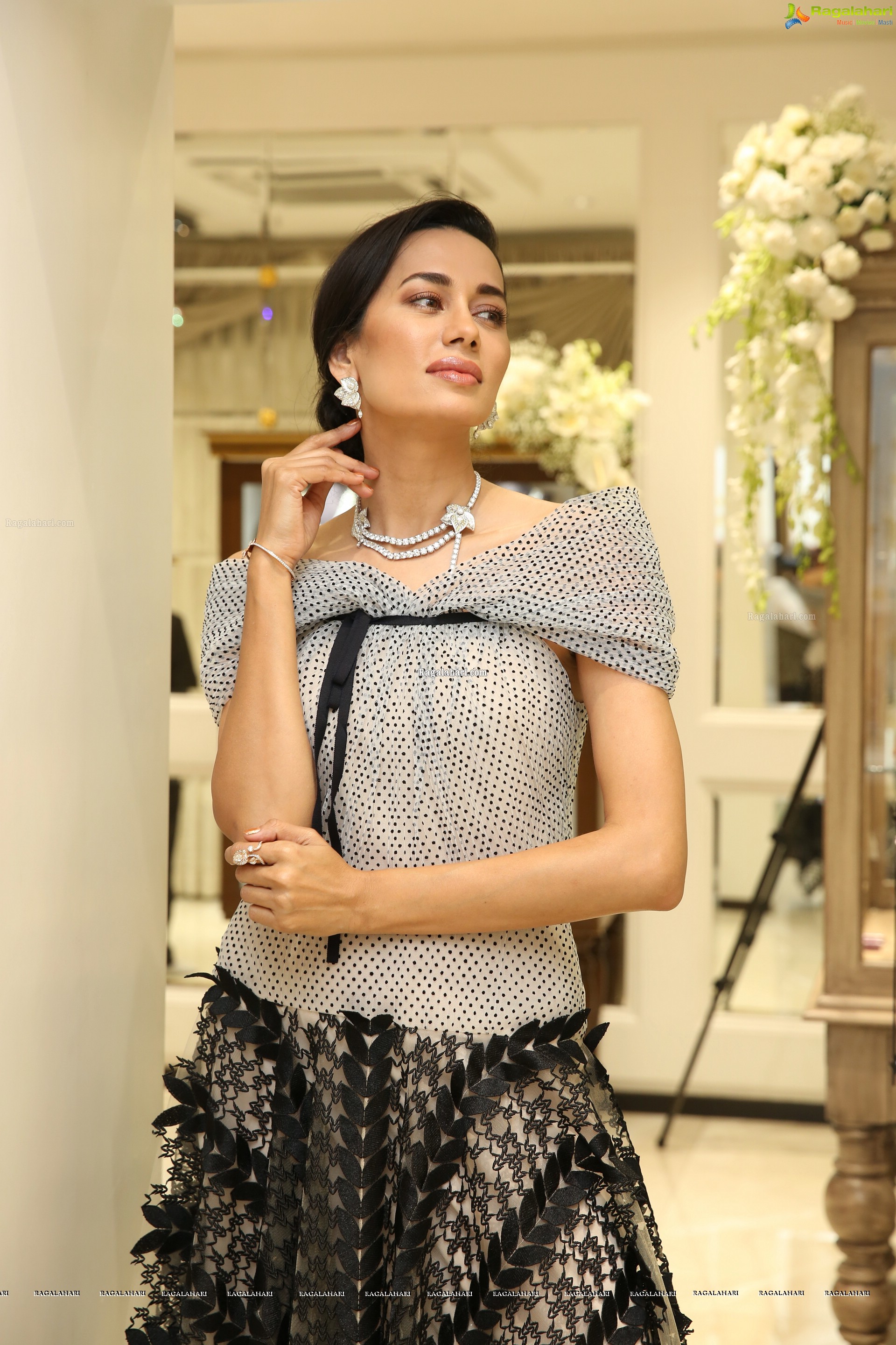 Sonalika Sahey at PMJ Jewels & Forevermark Artemis collection Showcase - HD Gallery