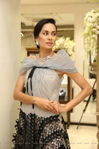 Sonalika Sahey at PMJ Jewel Collection Showcase