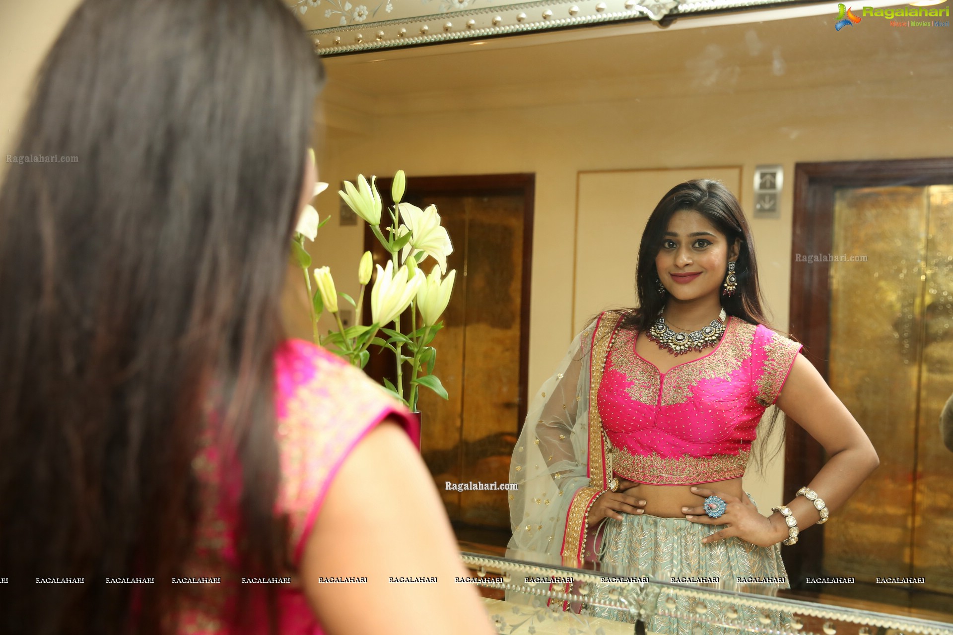 Shravani Varma at Trendz Exhibition Launch - HD Gallery