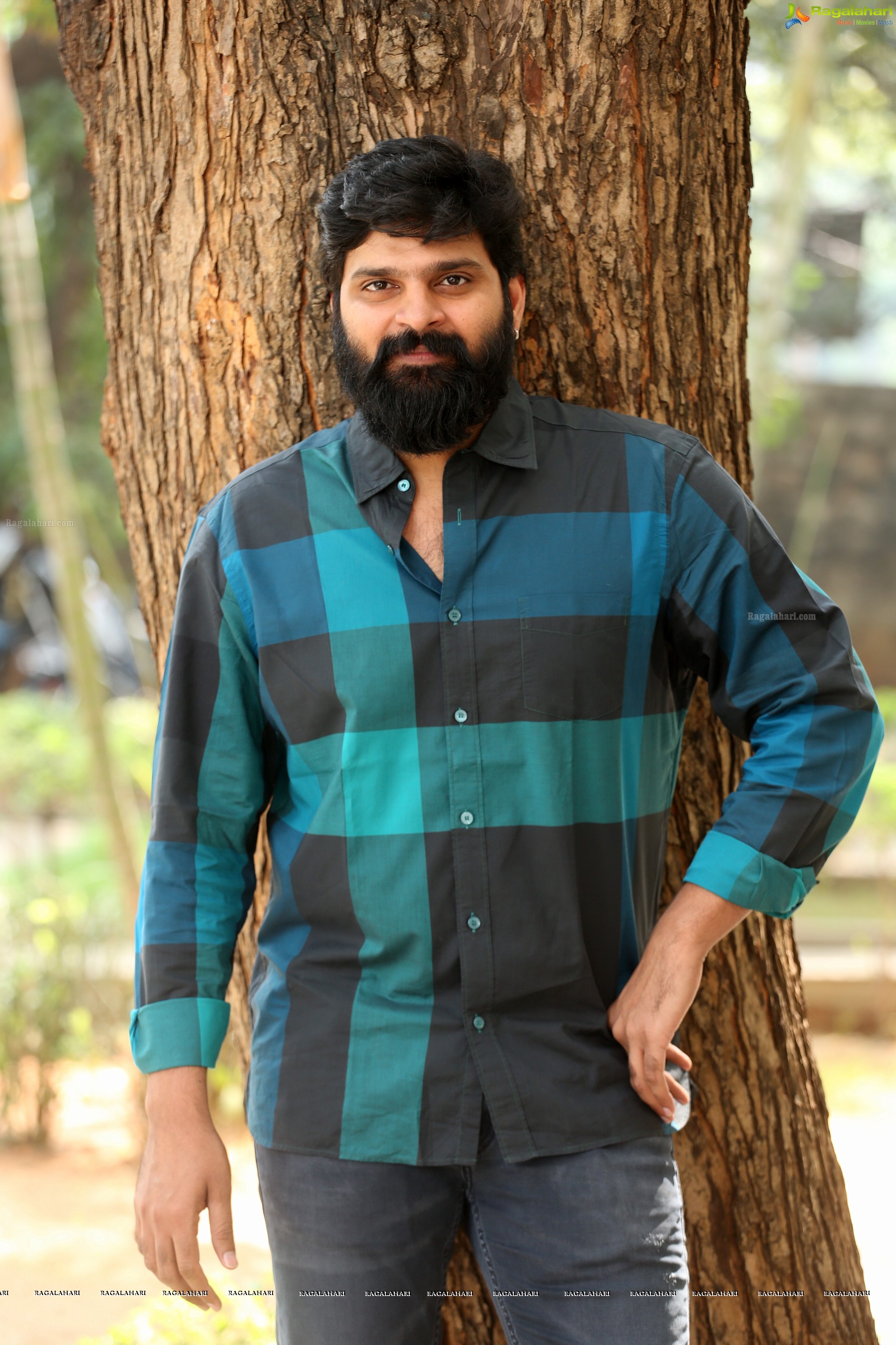 Sree Vishnu at Thipparaa Meesam Interview