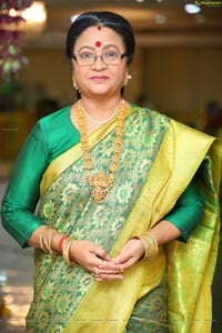 Senior Actress Srilakshmi at Roja Serial Sets