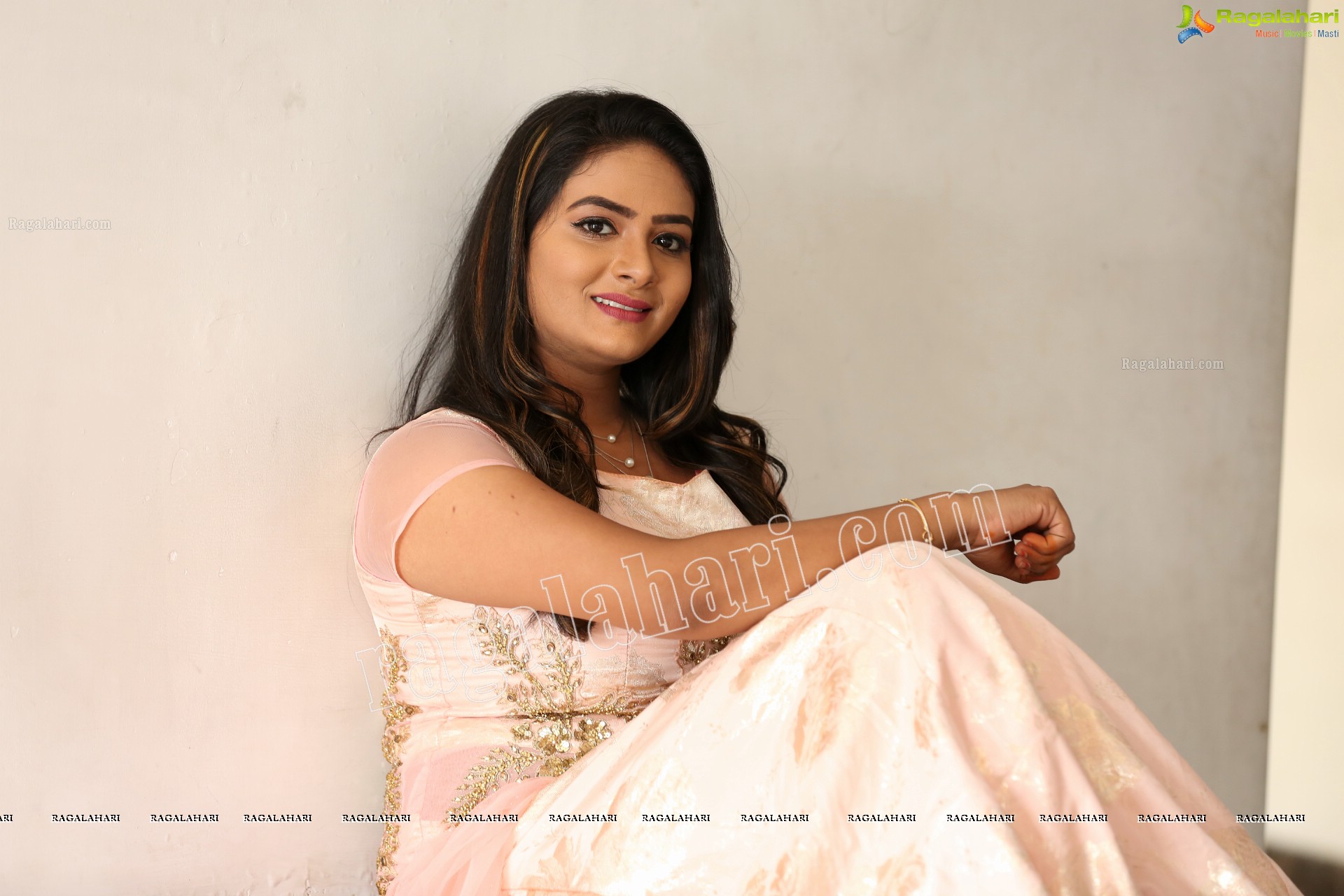 Sunanda Mala Setti at Ninne Pelladatha Serial Sets HD Gallery, Images