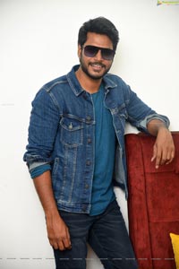 Sundeep Kishan at Tenali Ramakrishna BA BL Interview