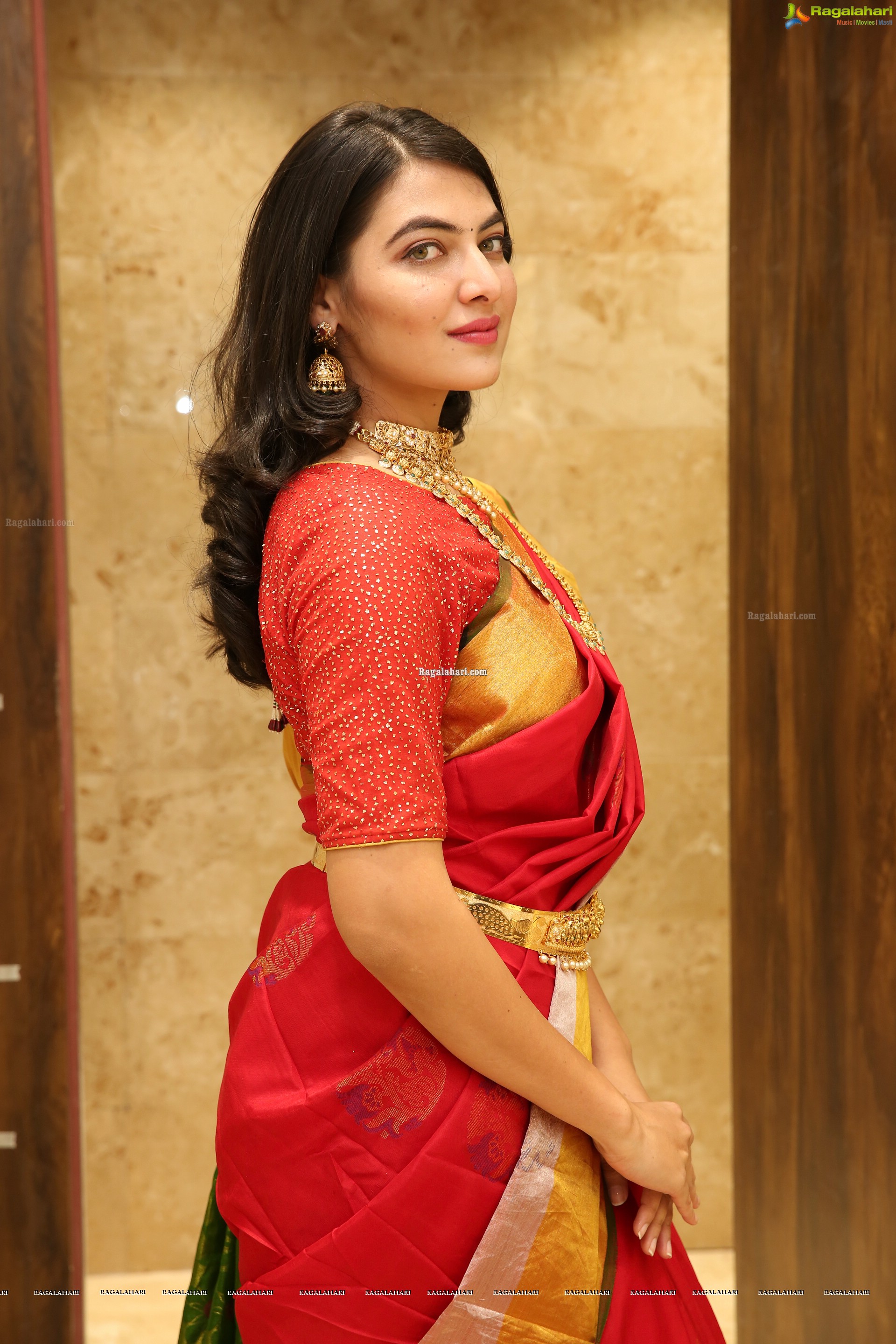 Supraja Reddy at Manepally Jewellers Kukatpally Showroom Curtain Raiser - HD Gallery