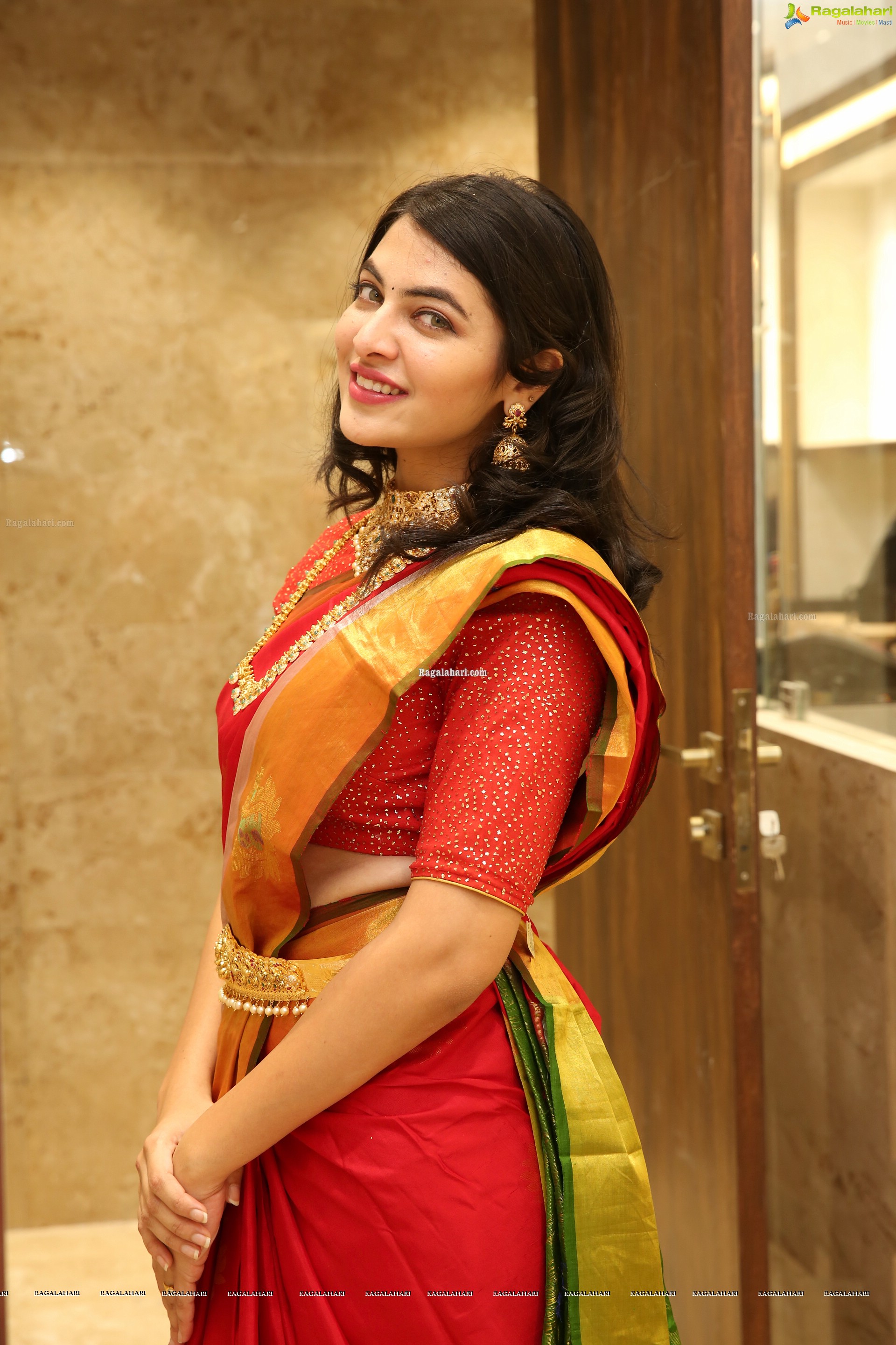 Supraja Reddy at Manepally Jewellers Kukatpally Showroom Curtain Raiser - HD Gallery