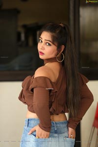 Zaara Khan at Ranasthalam Audio Launch