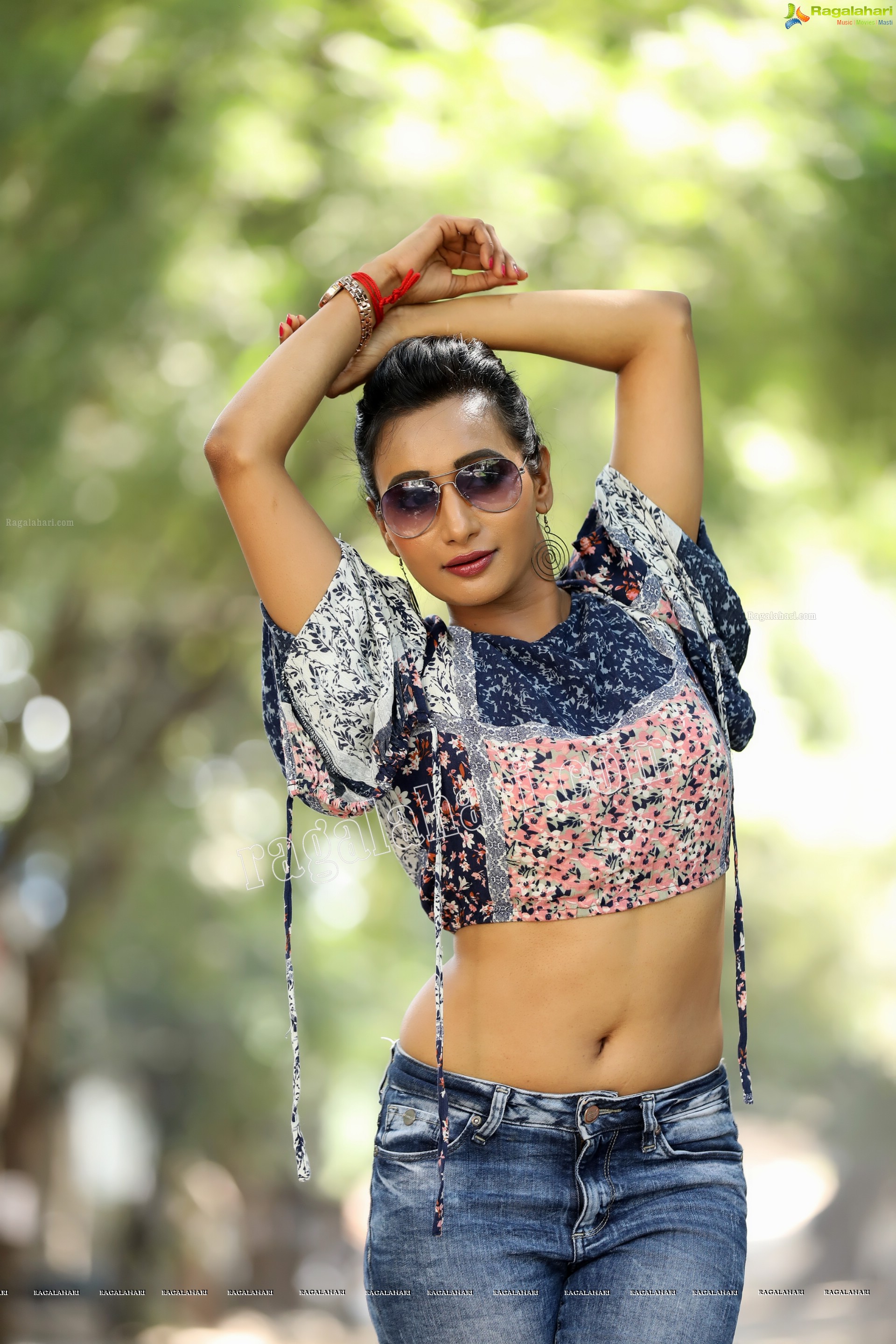 Nisheetha (Exclusive Photo Shoot) (High Definition Photos)