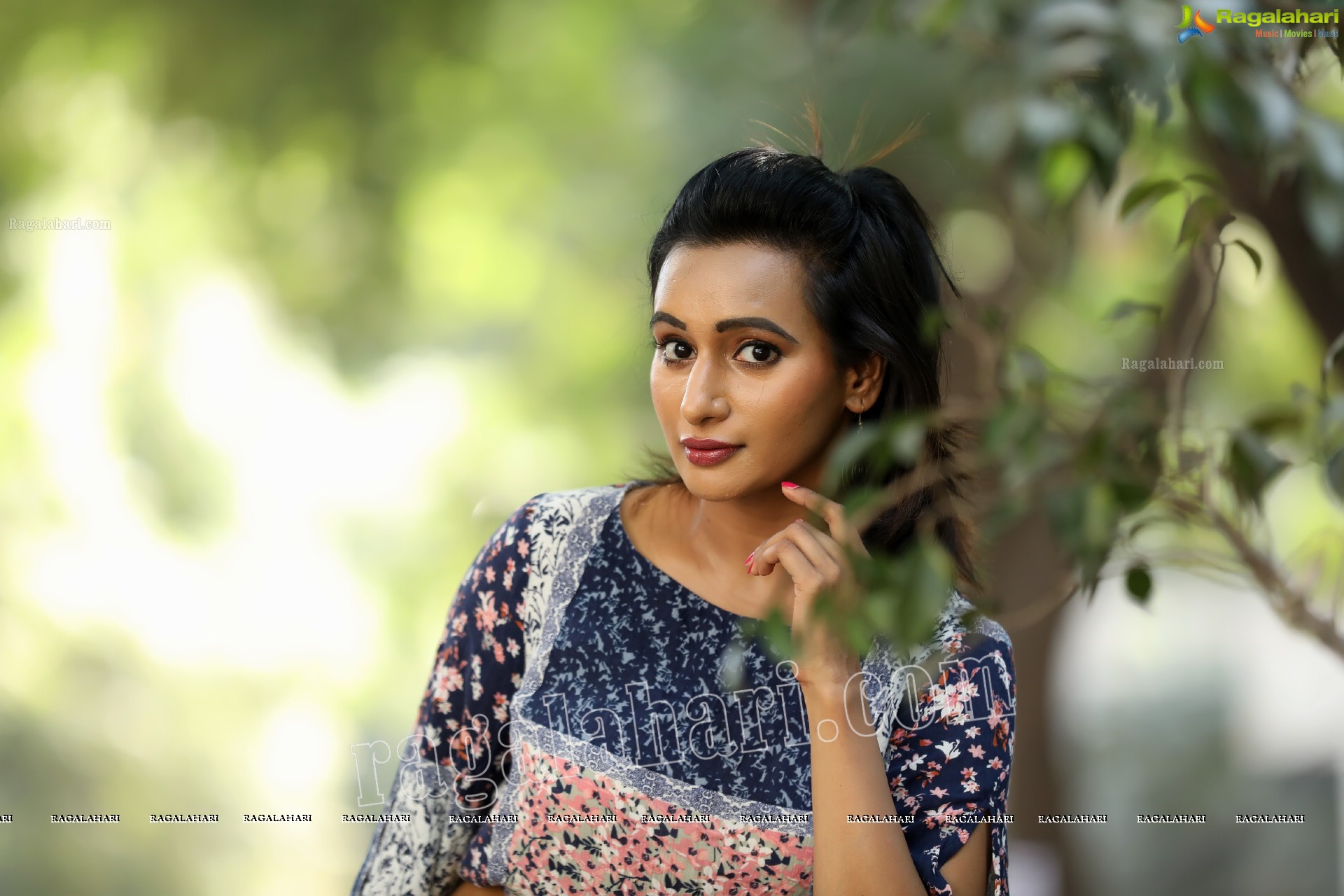 Nisheetha (Exclusive Photo Shoot) (High Definition Photos)