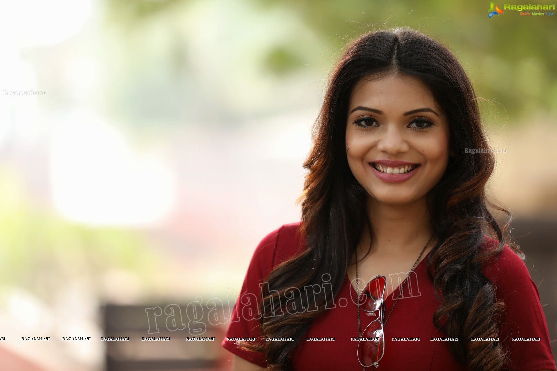 Sahithi Jadi (Exclusive Photo Shoot) (High Definition Photos)