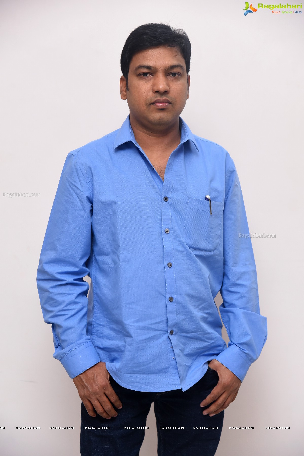 Director Hemanth Srinivas at Pichhodu Movie Interview