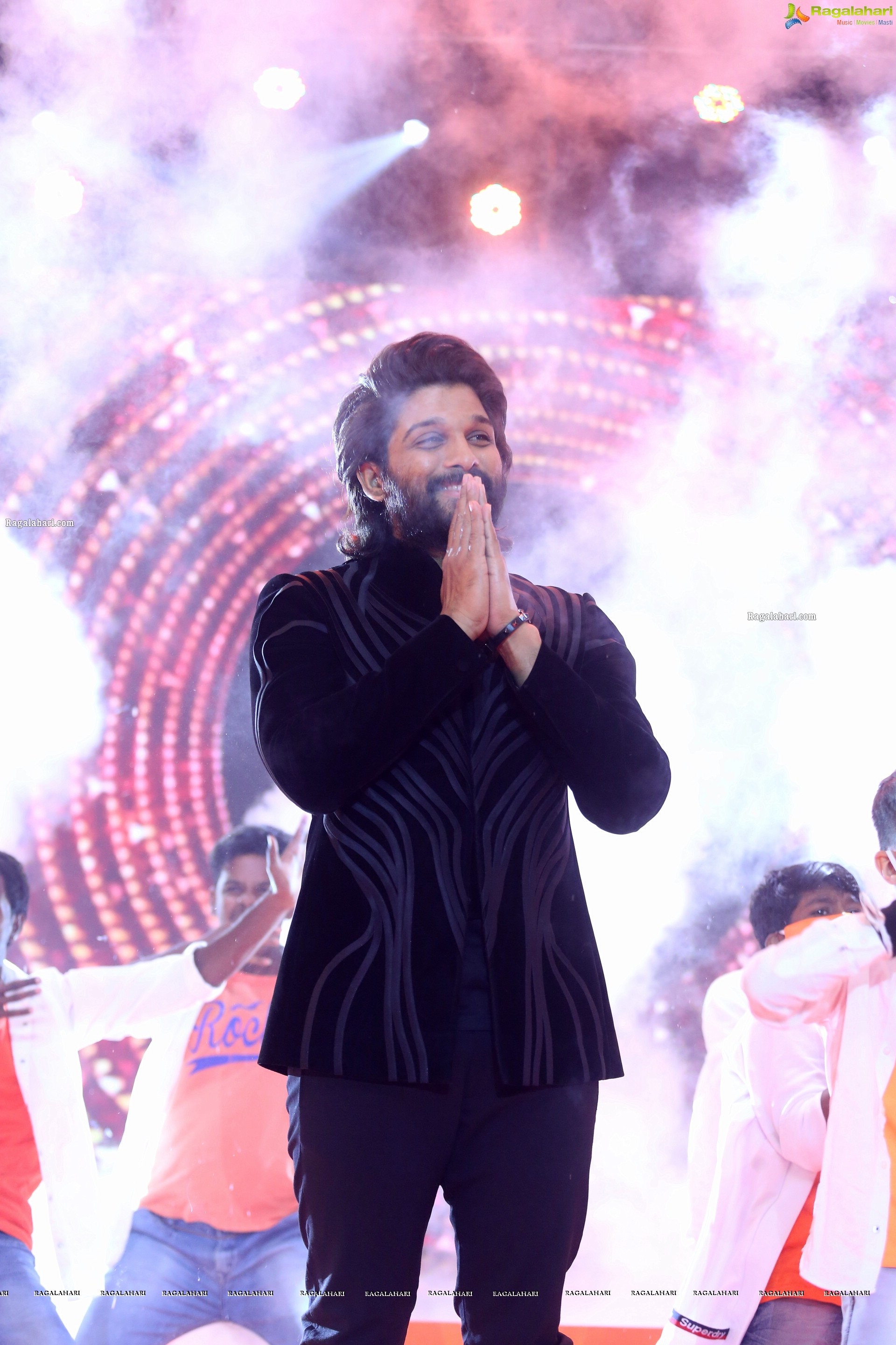 Allu Arjun at Aha Event An Evening with A Galaxy of Stars, HD Gallery