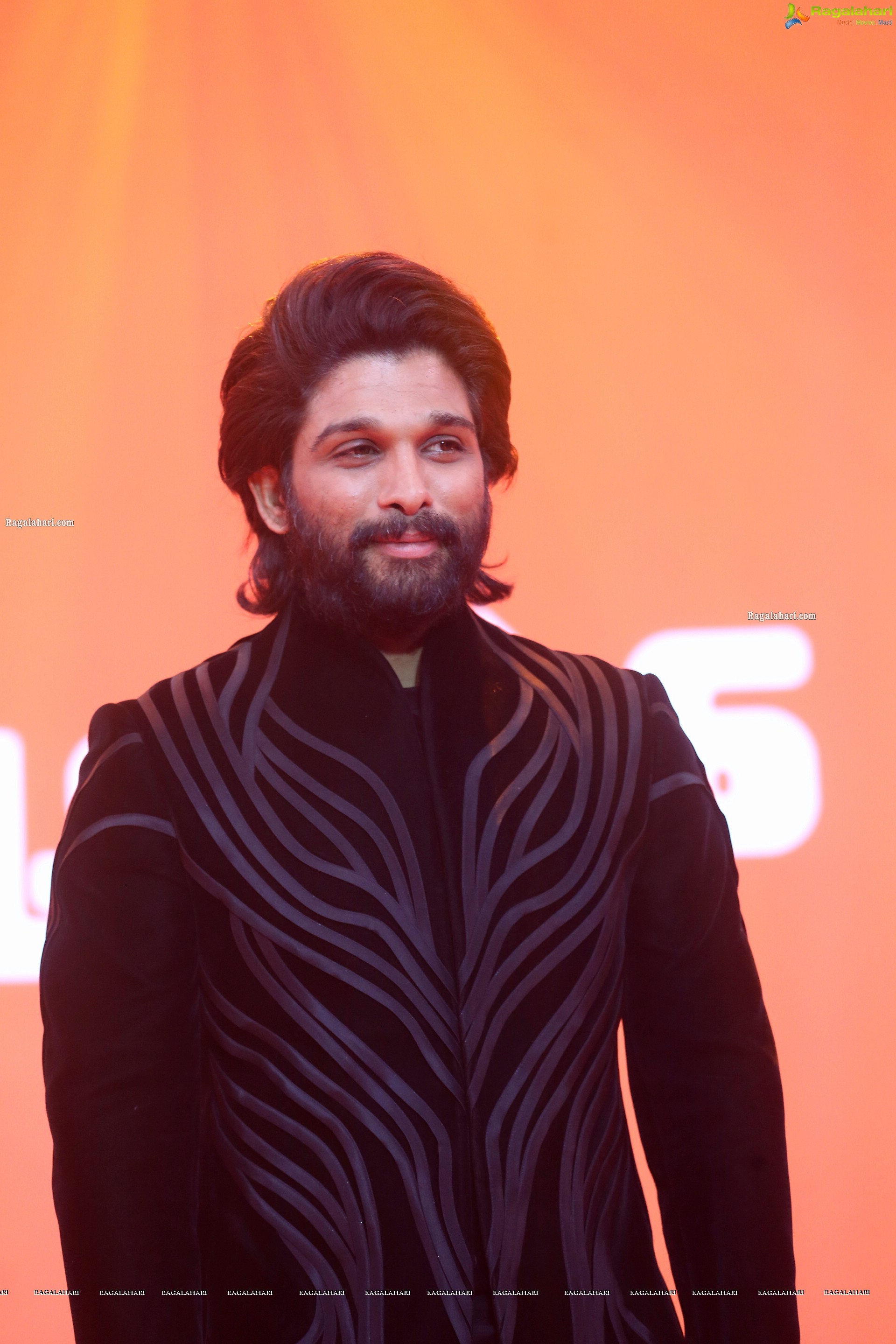 Allu Arjun at Aha Event An Evening with A Galaxy of Stars, HD Gallery