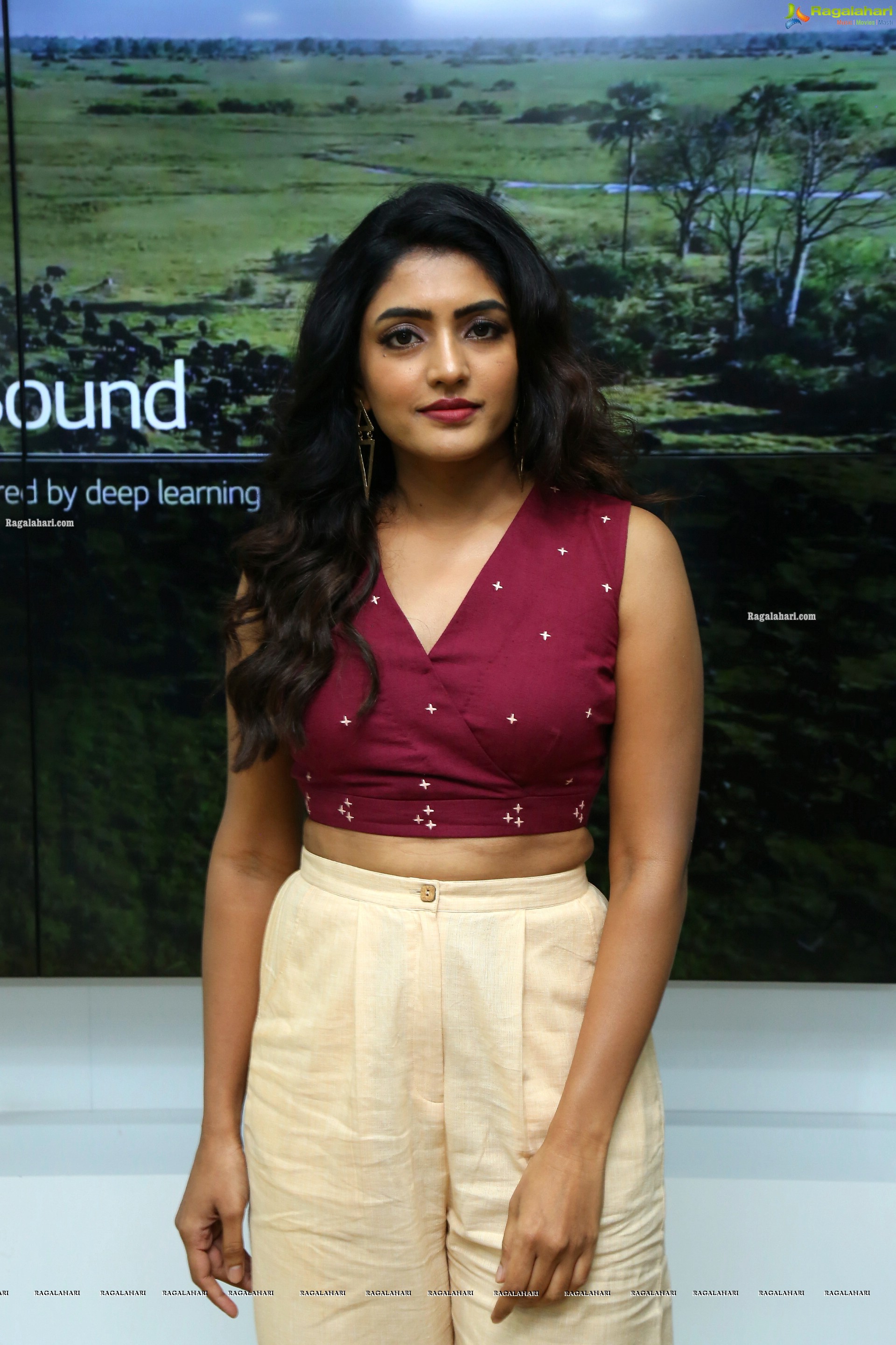 Eesha Rebba Latest Photoshoot Images, HD Gallery