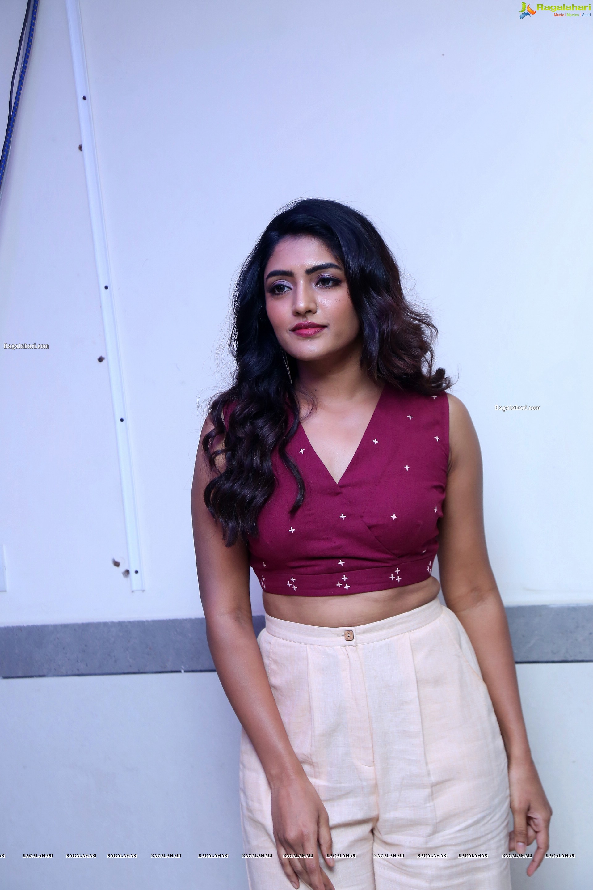 Eesha Rebba Latest Photoshoot Images, HD Gallery