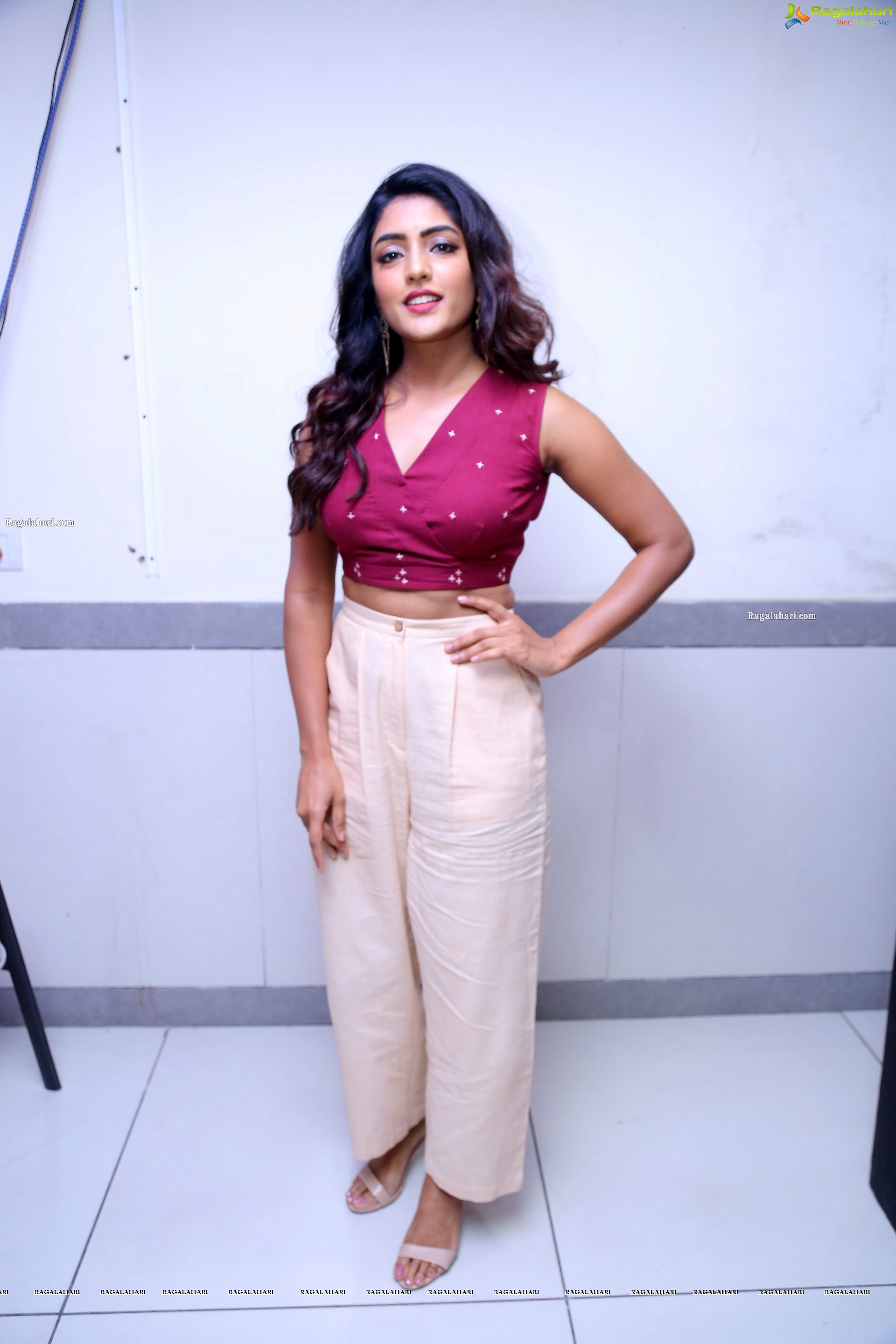 Eesha Rebba Latest Photoshoot Images, HD Gallery