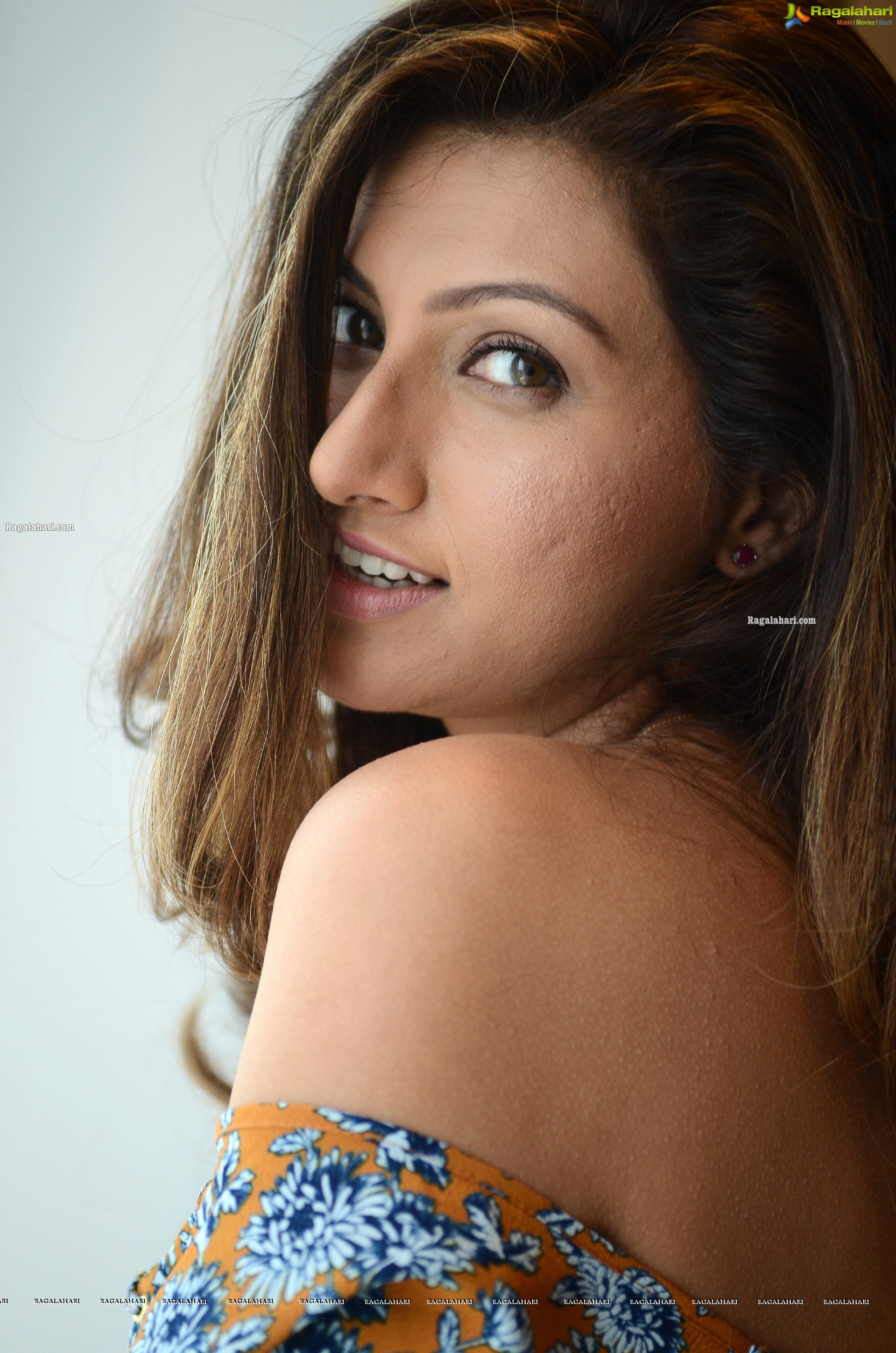 Hamsa Nandini Latest Photoshoot Images, HD Photo Gallery