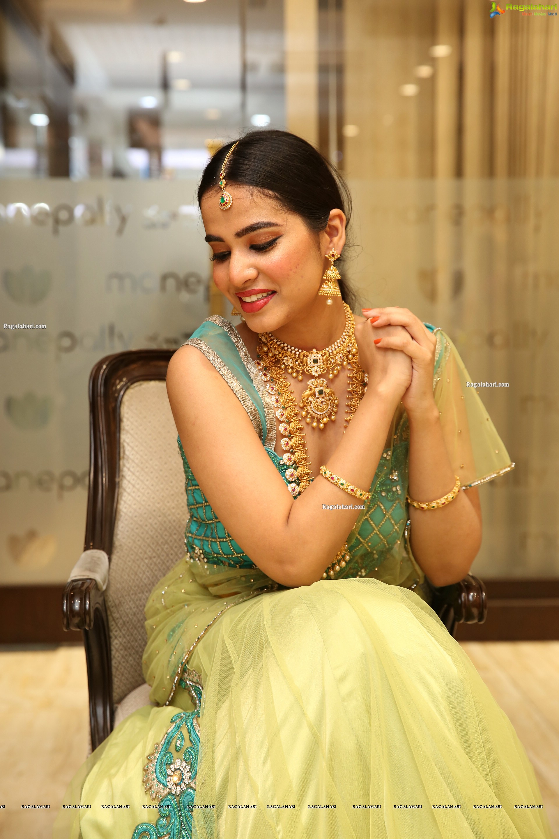 Jahnavi Rao at Manepally Jewellers Dhanteras Collection Launch, HD Gallery