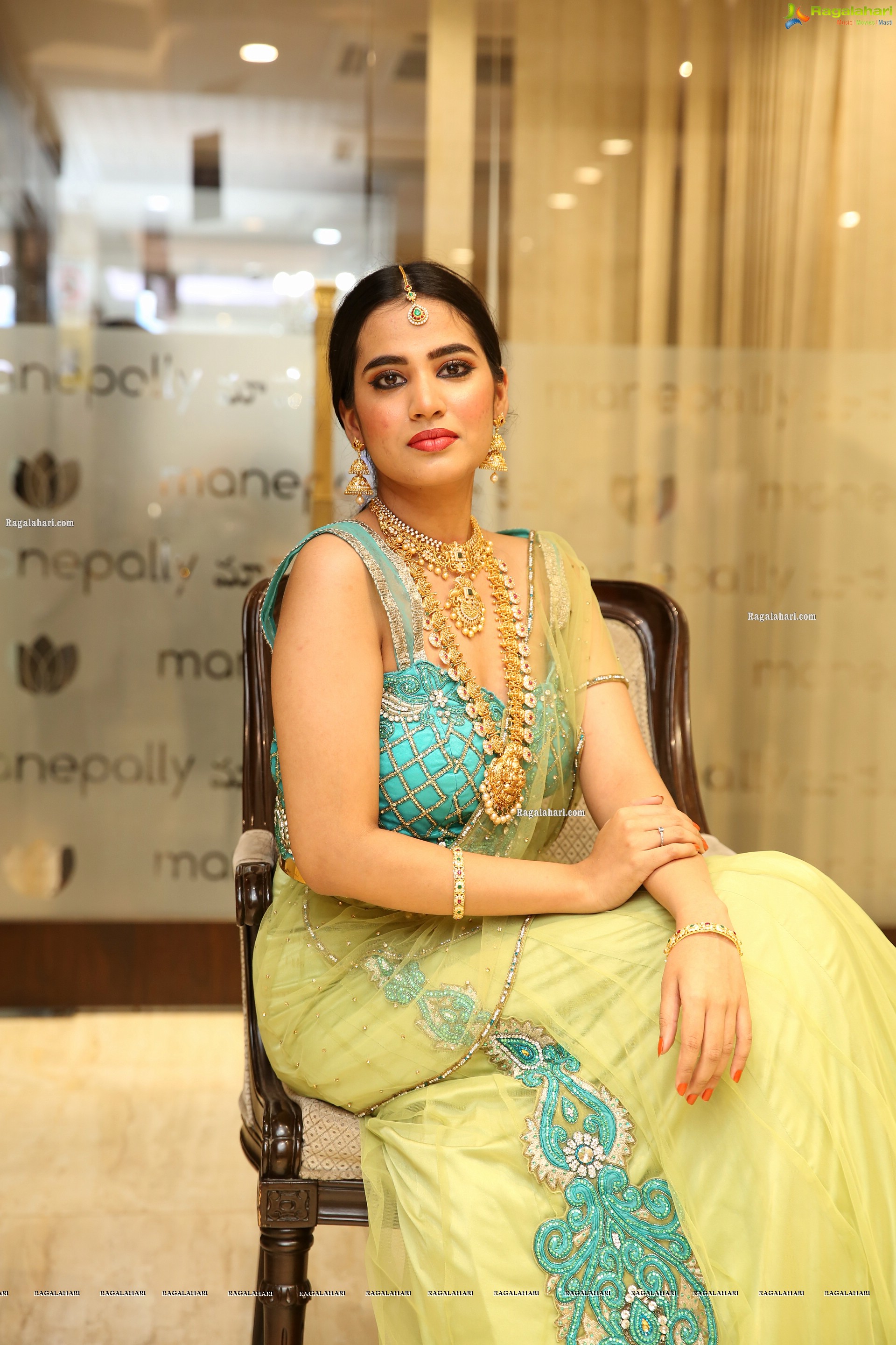 Jahnavi Rao at Manepally Jewellers Dhanteras Collection Launch, HD Gallery