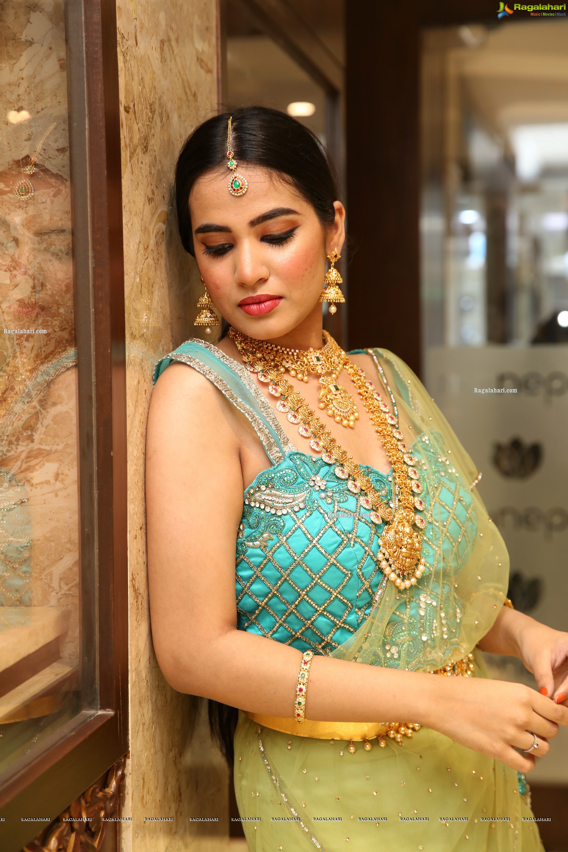 Jahnavi Rao at Manepally Jewellers Dhanteras Collection Launch, HD Gallery