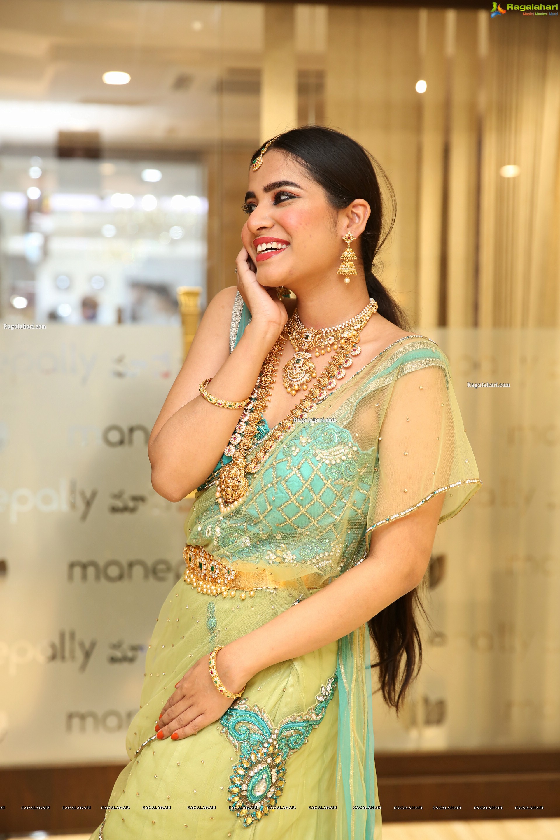 Jahnavi Rao at Manepally Jewellers Dhanteras Collection Launch, HD Gallery