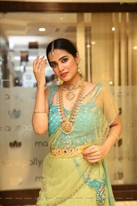 Jahnavi Rao at Manepally Jewellers Dhanteras Collection