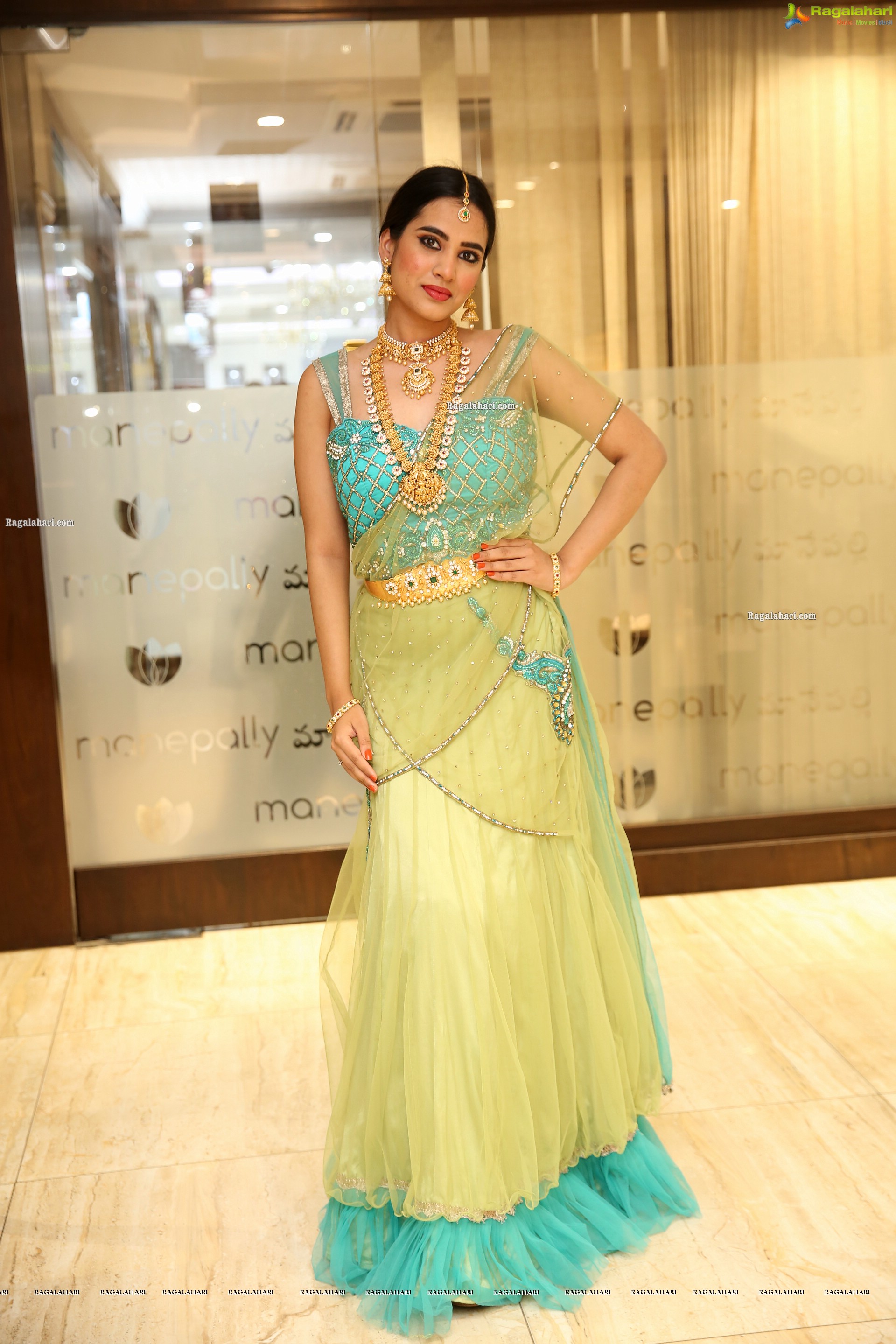 Jahnavi Rao at Manepally Jewellers Dhanteras Collection Launch, HD Gallery