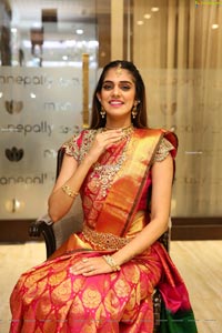 Kritya Sudha at Manepally Jewellers Dhanteras Collection