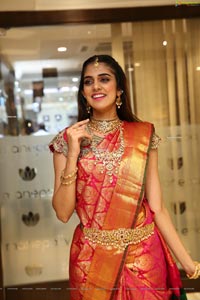 Kritya Sudha at Manepally Jewellers Dhanteras Collection