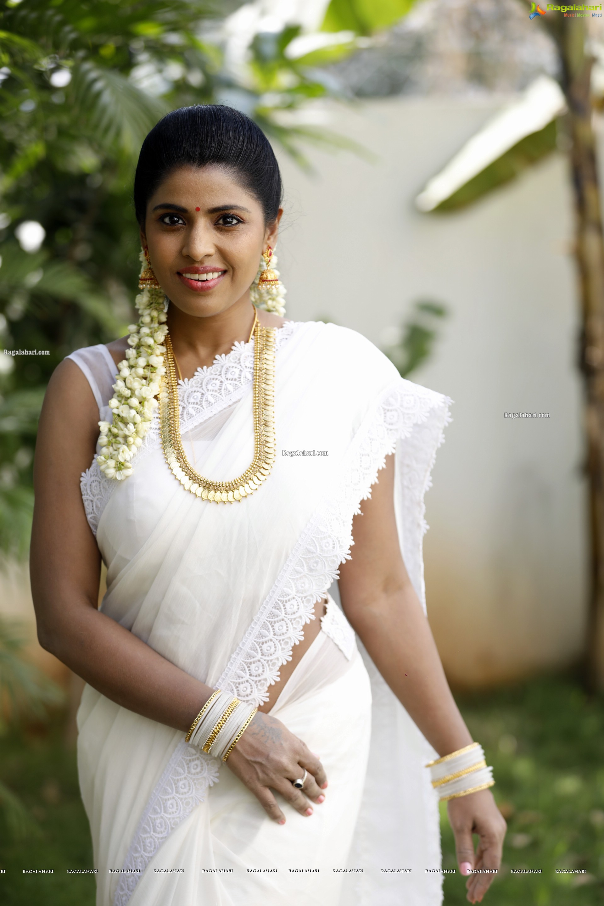 Manisha Pillai Latest Photoshoot Images - HD Gallery