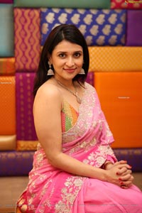 Mannara Chopra at Sri Krishna Silks Wedding Collection