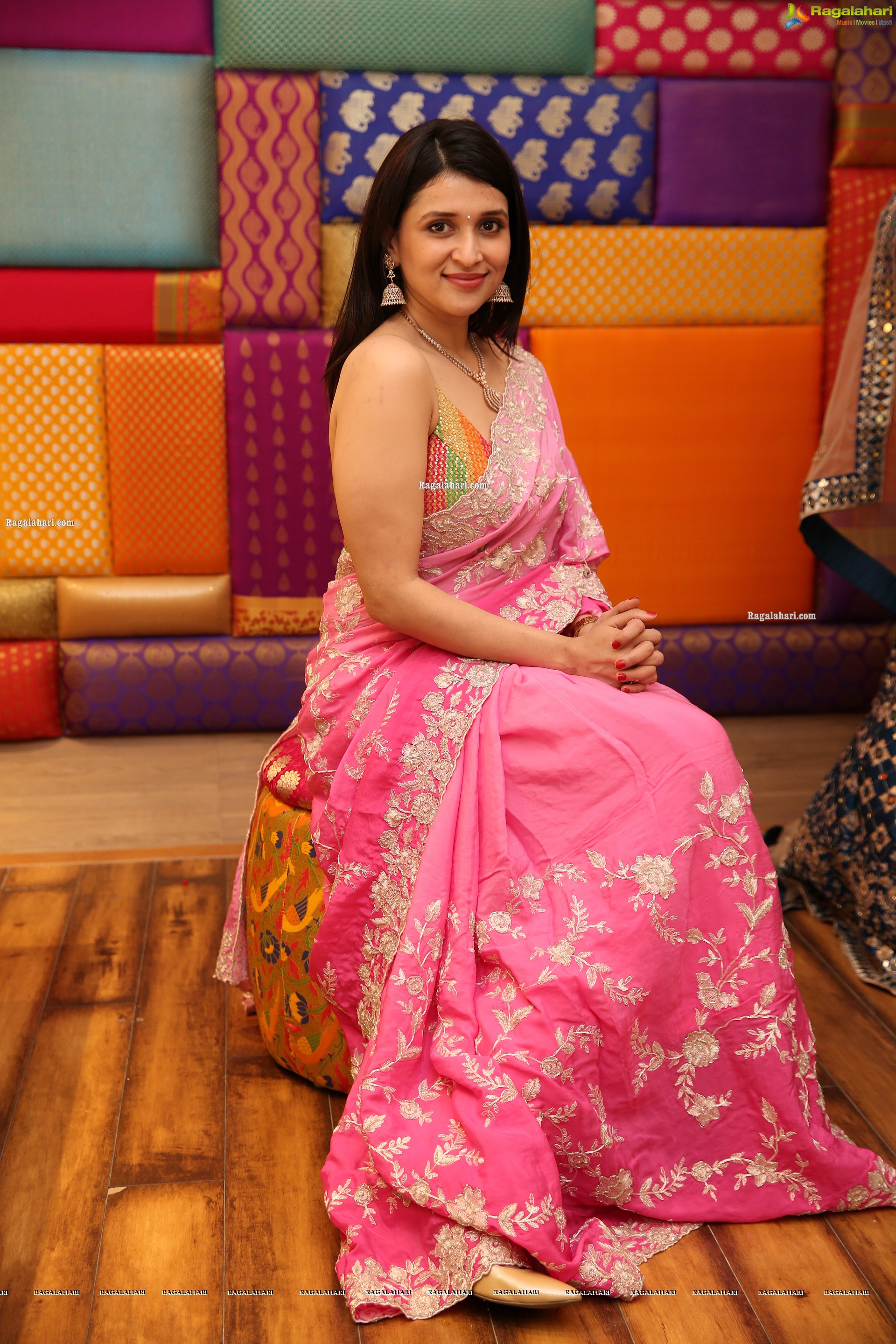 Mannara Chopra at Sri Krishna Silks Special Wedding Collection Launch, HD Gallery