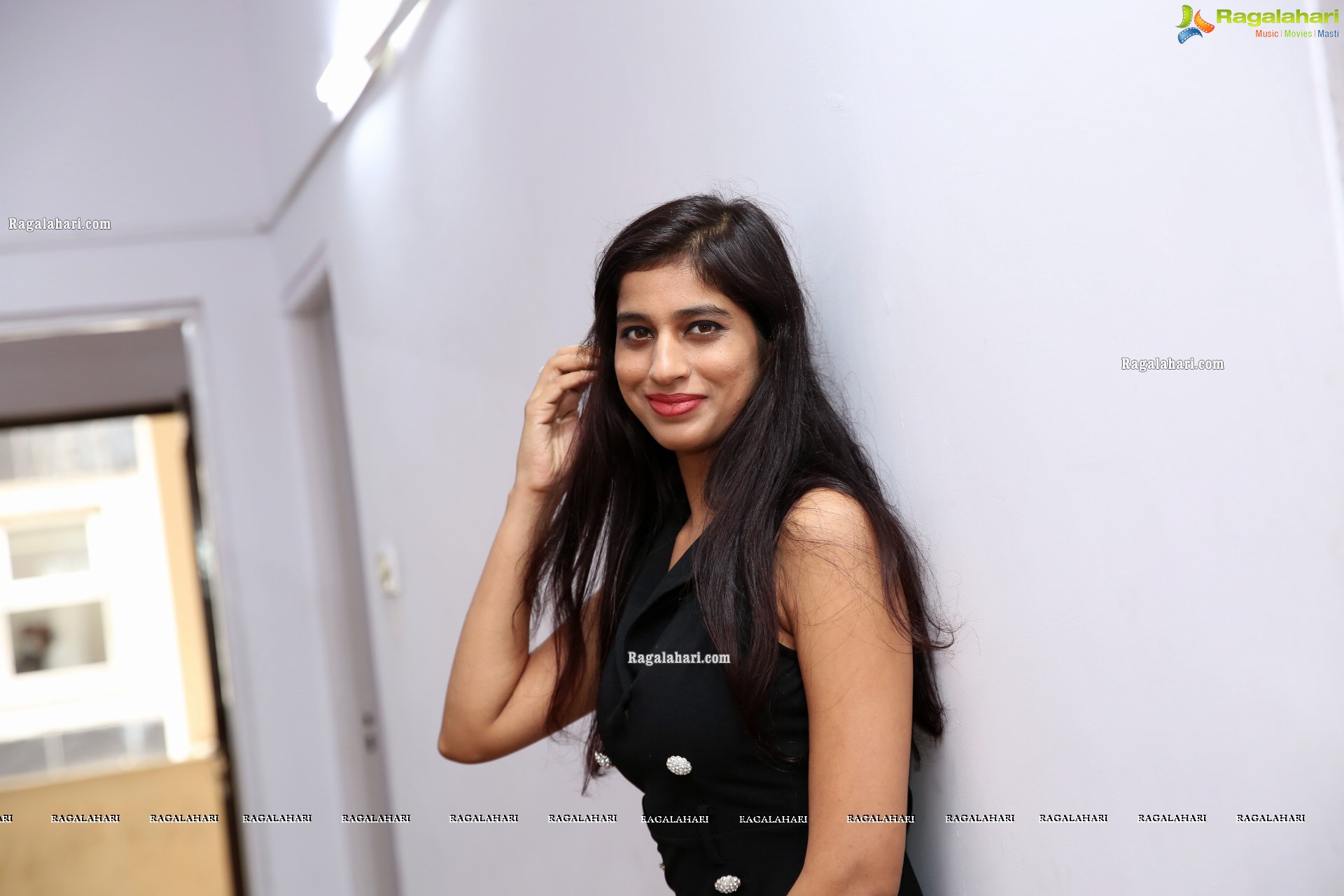 Naziya Khan at Hi-Life Fashion Show & Grand Curtain Raiser, HD Gallery