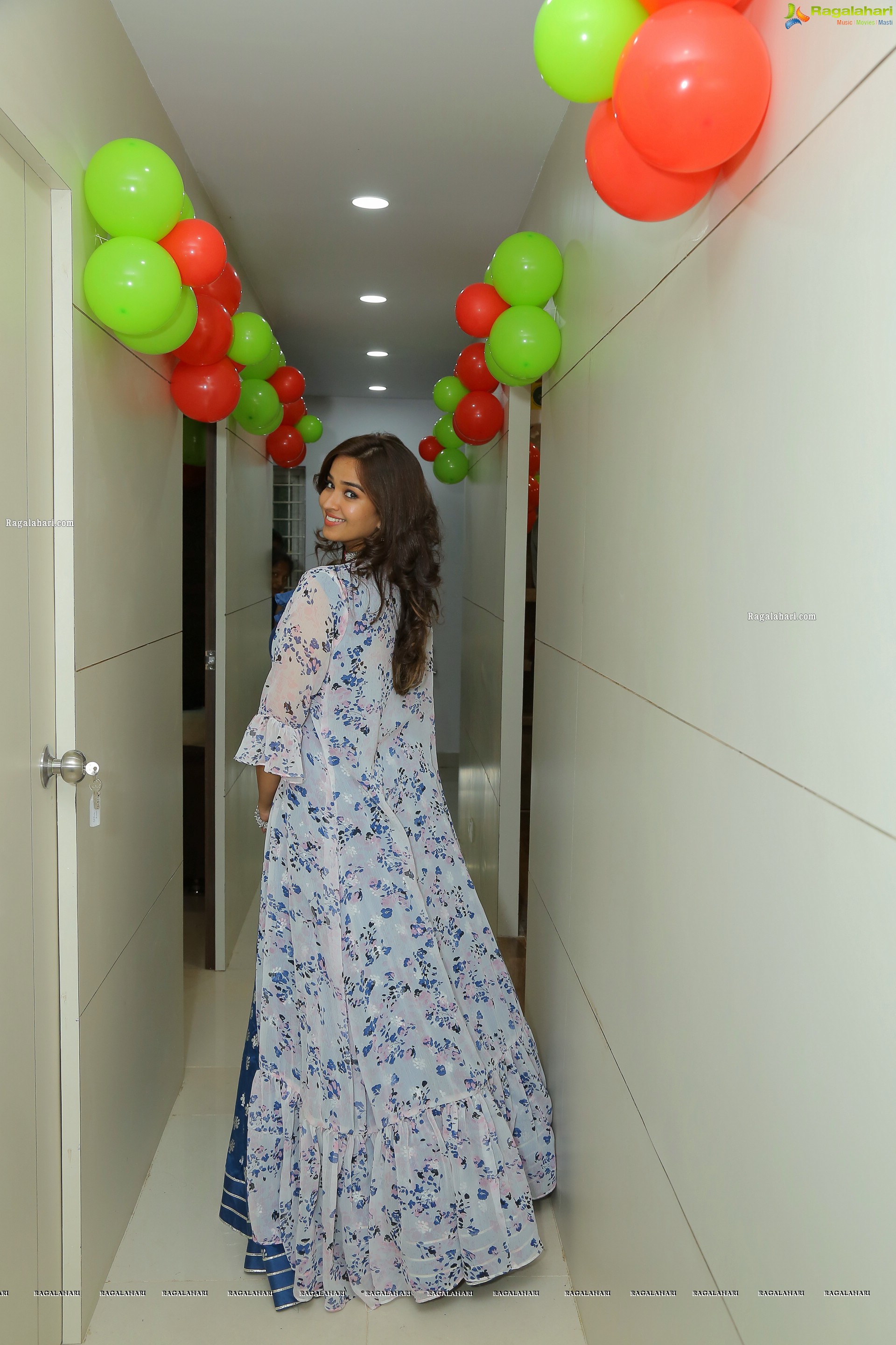 Pujita Ponnada at BeYou Salon Launch at Bhimavaram, HD Gallery