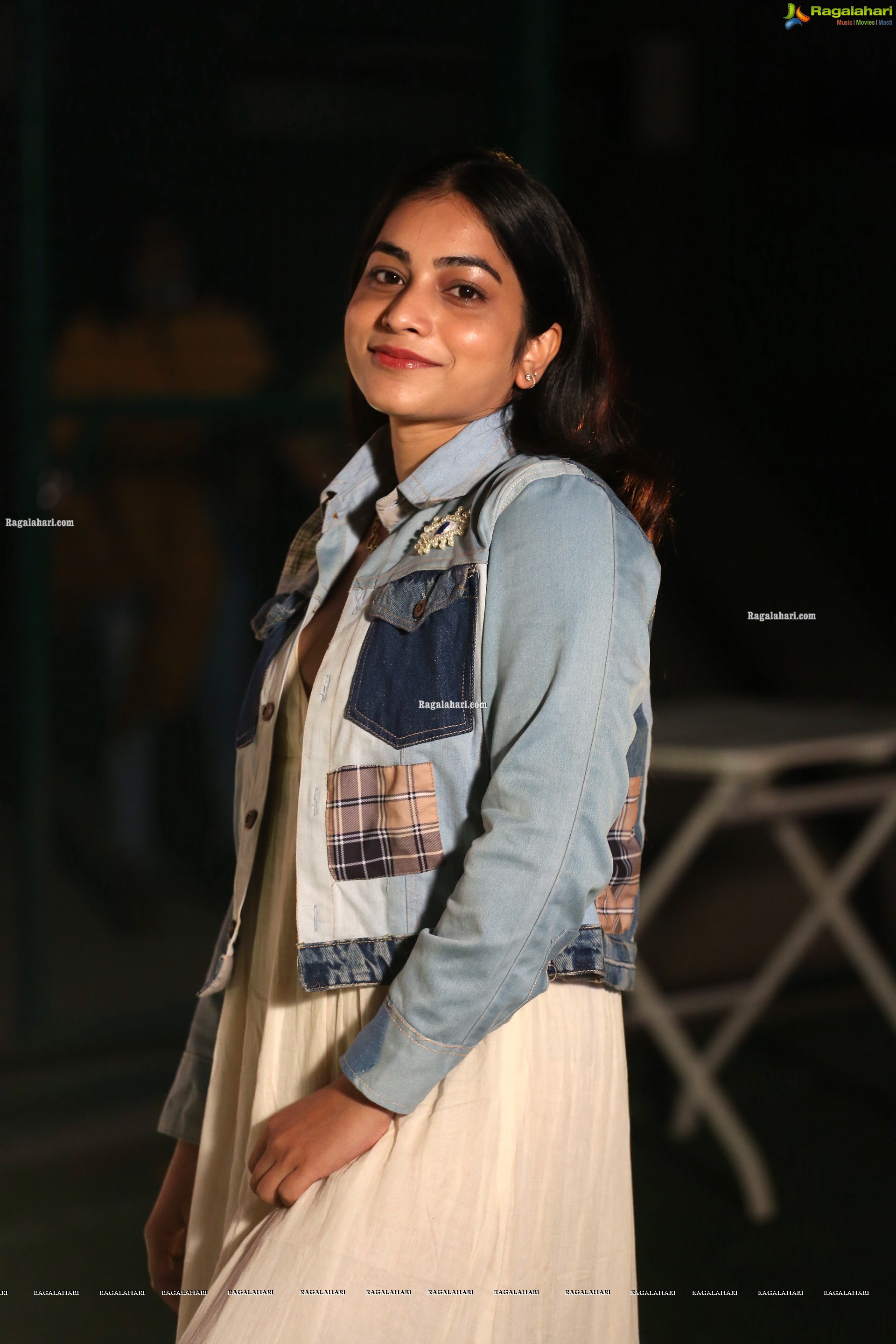 Punarnavi Bhupalam Latest Photoshoot Images, HD Photo Gallery