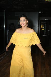 Salony Luthra at Maa Vintha Gaadha Vinuma Event