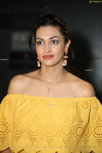 Salony Luthra at Maa Vintha Gaadha Vinuma Event