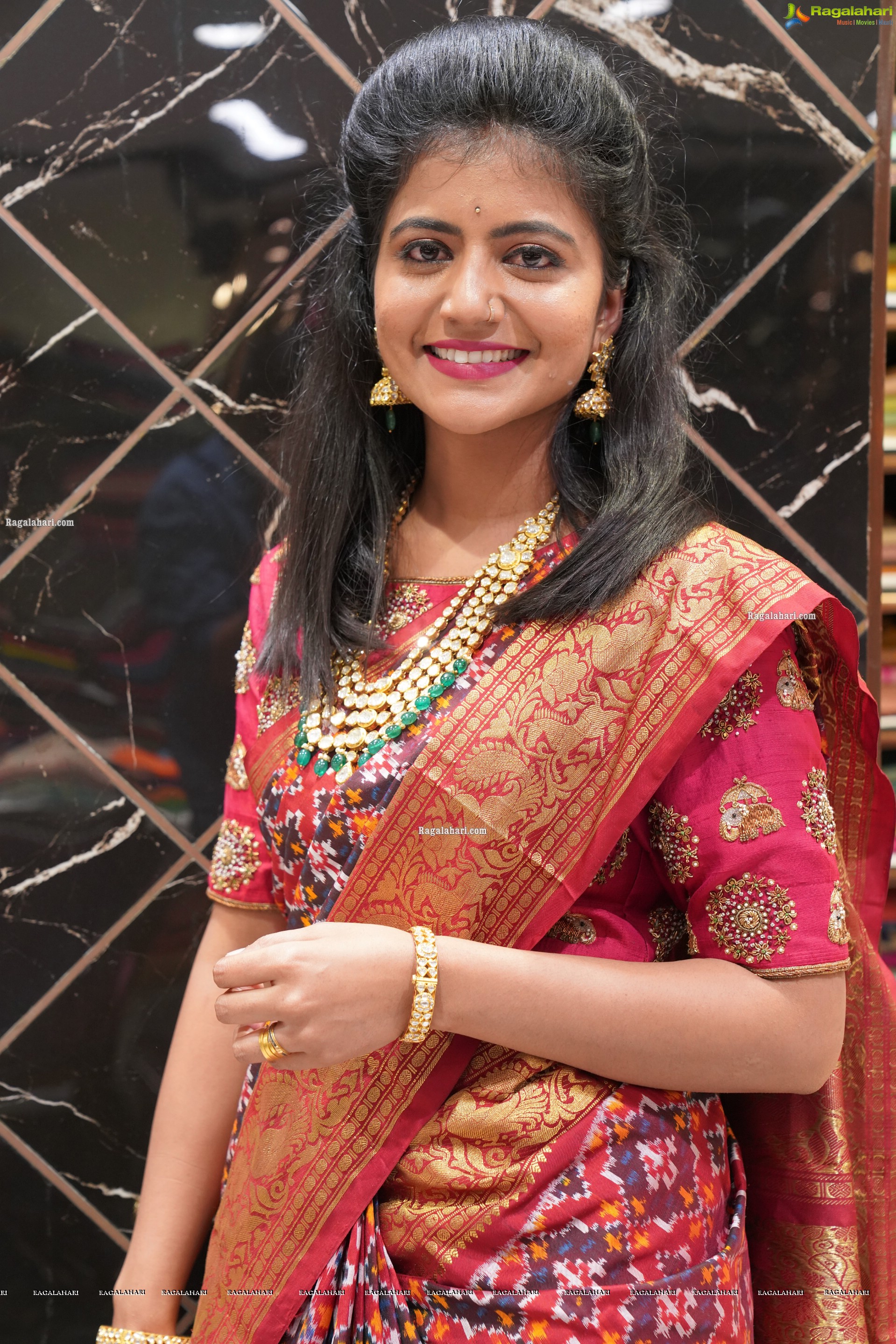 Shiva Jyothi Showcases a Collection at Brand Mandir, HD Gallery