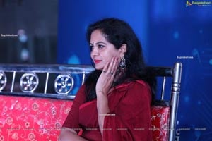 Sunitha at Telugu Digital Idol Season-1 Grand Finale