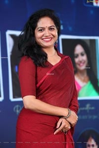 Sunitha at Telugu Digital Idol Season-1 Grand Finale